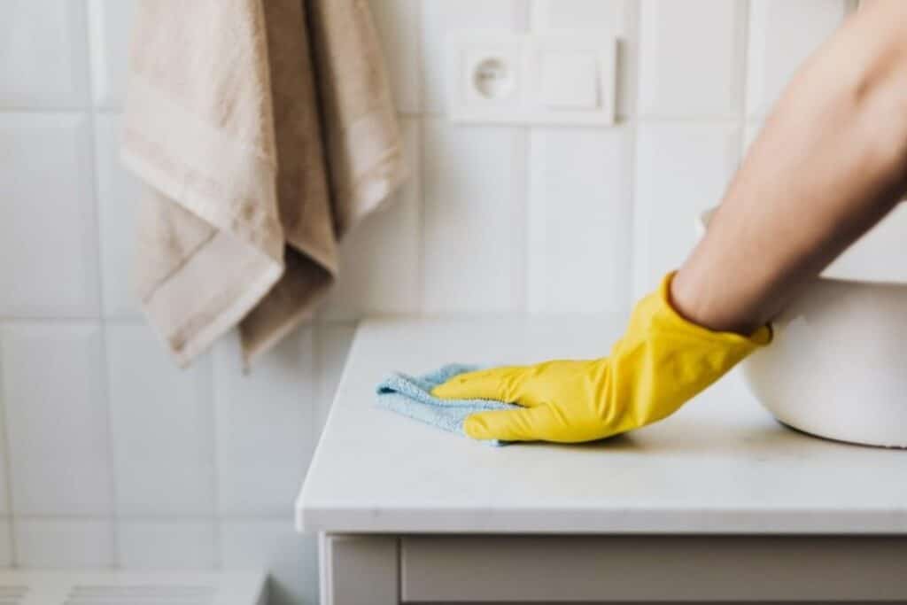 5 house cleaning myths debunked